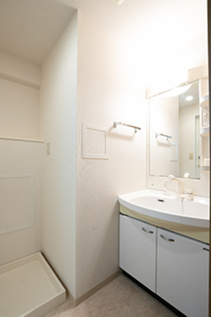 洗面設備　※写真は同タイプ住戸です。