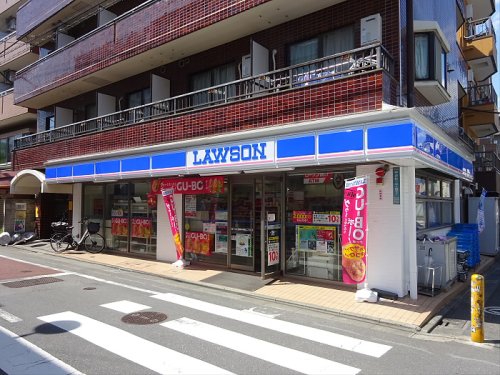 コンビニ　ローソン 目黒中央町二丁目店（コンビニ）まで106m