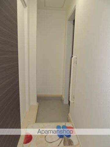 シャルマン勝富の玄関写真