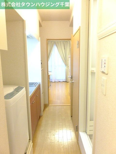玄関　お部屋探しは【タウンハウジング千葉店】にお任せ下さい♪