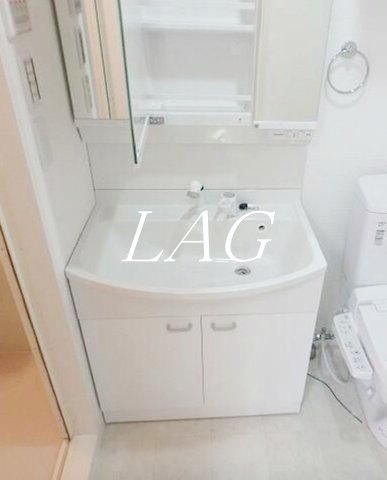 洗面設備　洗面台です。