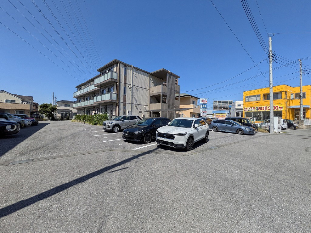 駐車場　敷地内駐車場
