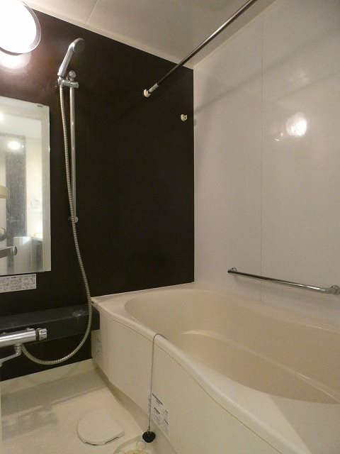 バス・シャワールーム　バス※別部屋参考写真