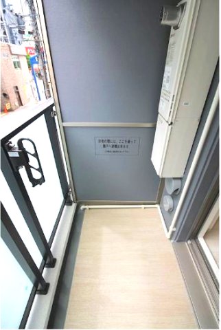 バルコニー