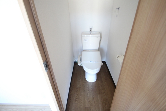 トイレ　※別部屋の写真です