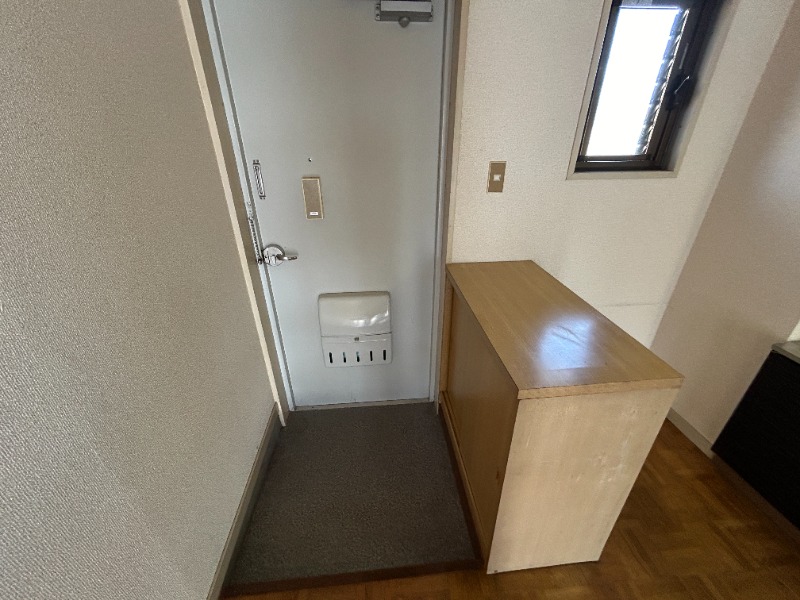 玄関　別号室