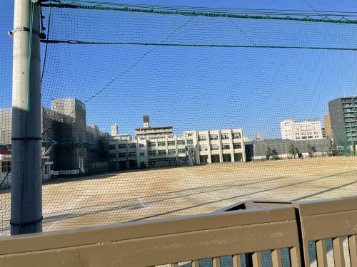 中学校　大阪市立鯰江中学校（中学校）まで1549m