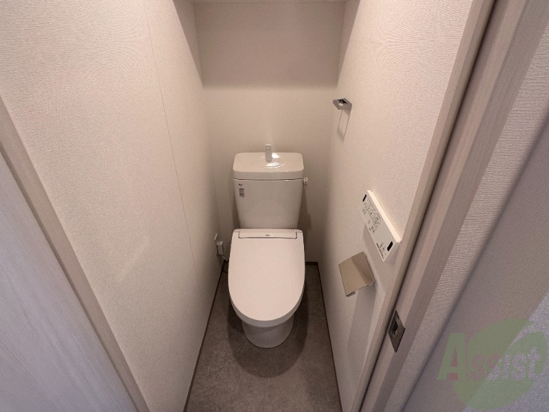 トイレ　トイレは、嬉しいウォシュレット付きです。