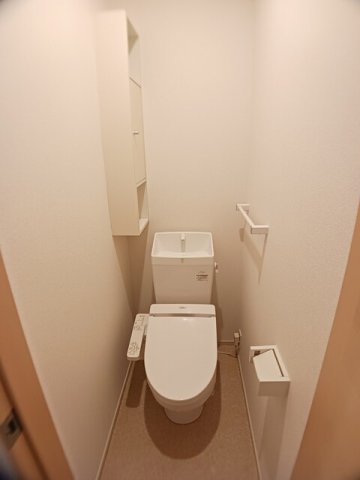 トイレ　トイレもきれいです
