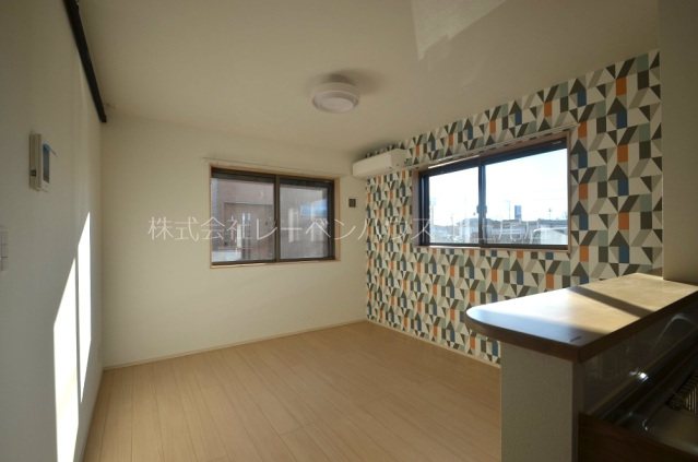 居室・リビング　お部屋探しはレーベンハウス北上尾店まで！