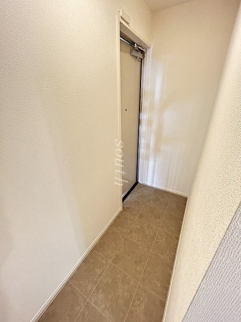玄関　シューズＢＯＸ付きの玄関