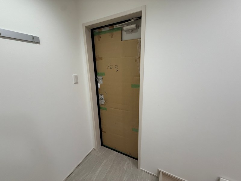 フジパレス西宮甲東園2番館の玄関写真