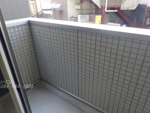 バルコニー　ベランダ