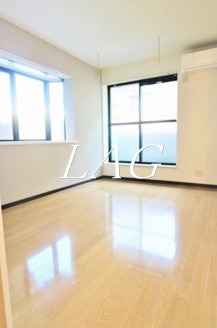 居室・リビング　洋室のお部屋です。