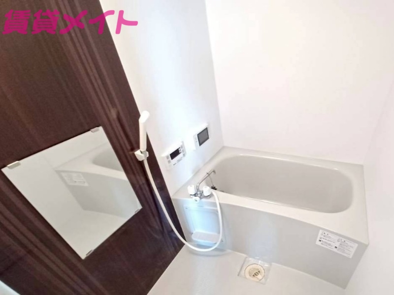 バス・シャワールーム　同型参考写真