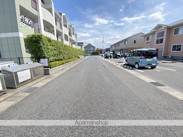 その他　前面道路（その他）まで0m