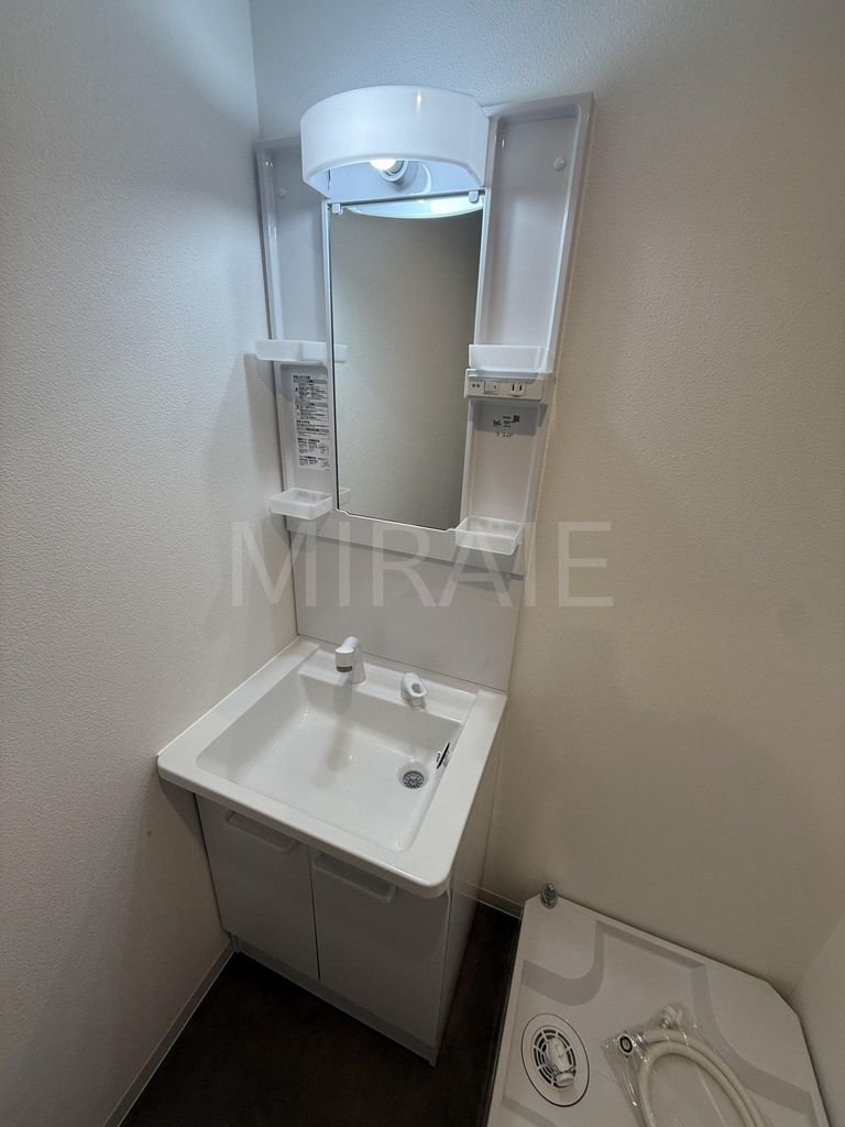 洗面設備　別建物の参考写真