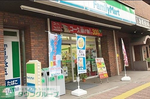 コンビニ　ファミリーマート伝通院前店（コンビニ）まで500m