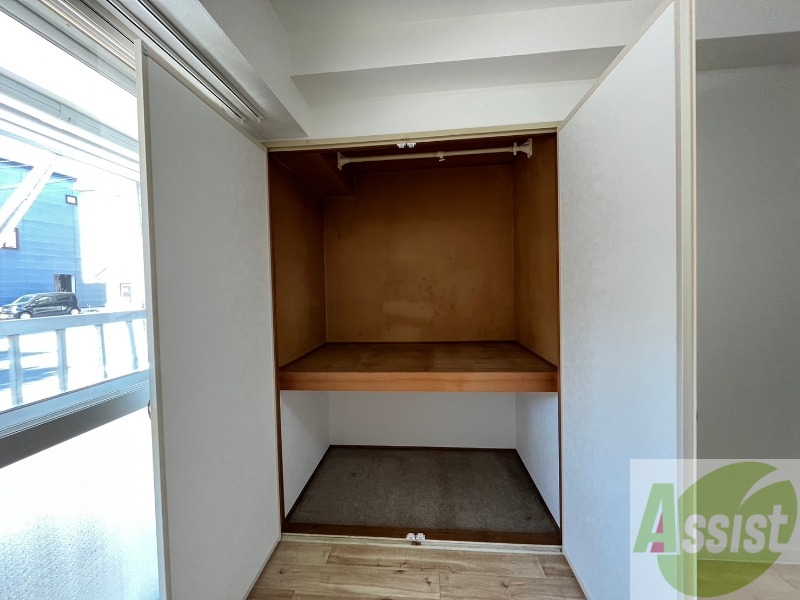 収納　収納もバッチリあるのでお部屋が片付きますよ！