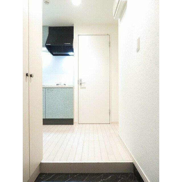 玄関　※同仕様写真含む