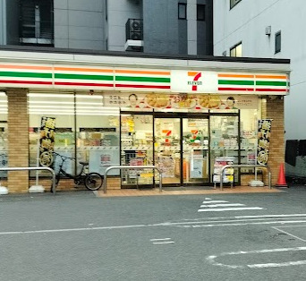 コンビニ　セブンイレブン 名古屋丸の内3本町通店（コンビニ）まで150m