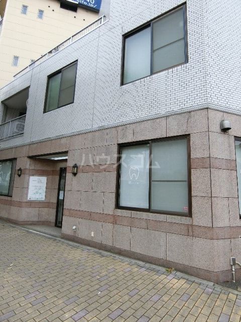 病院　吉塚敬愛歯科クリニック（病院）まで73m