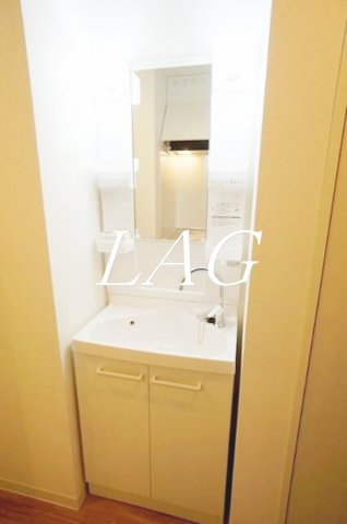 洗面設備　洗面台です。