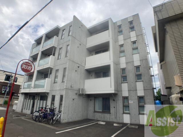 建物外観　札幌市東区北十八条東「ＦＯＲＴＲＥＳＳＮ１８」