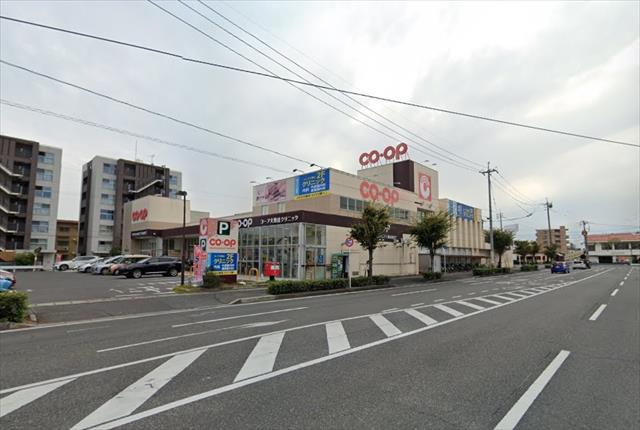 スーパー　おかやまコープコープ大野辻（スーパー）まで521m
