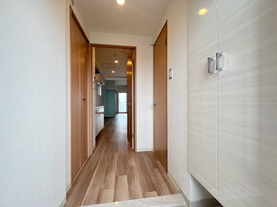 玄関　※別部屋の写真です