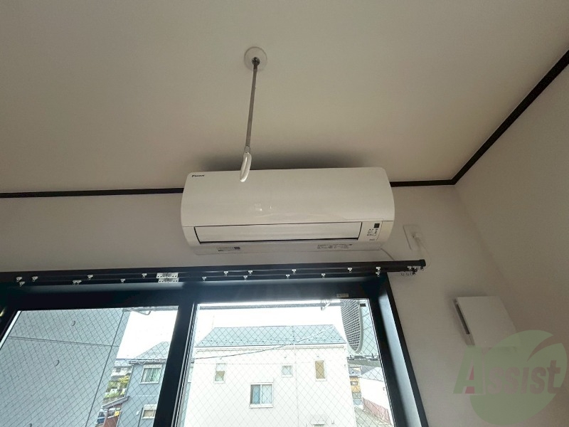 その他設備　エアコンが付いているので入居日から快適に過ごせますね。