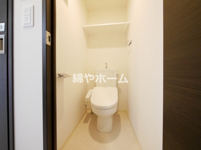 トイレ　コンパクトで使いやすいトイレです