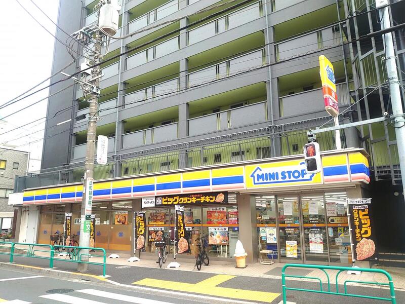 コンビニ　ミニストップ 杉並和田店（コンビニ）まで215m