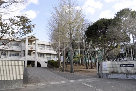小学校　沼津市立愛鷹小学校（小学校）まで593m
