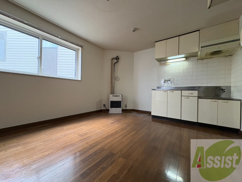 居室・リビング　広くてキレイなお部屋が広がっていて、充実した生活が送れそう。