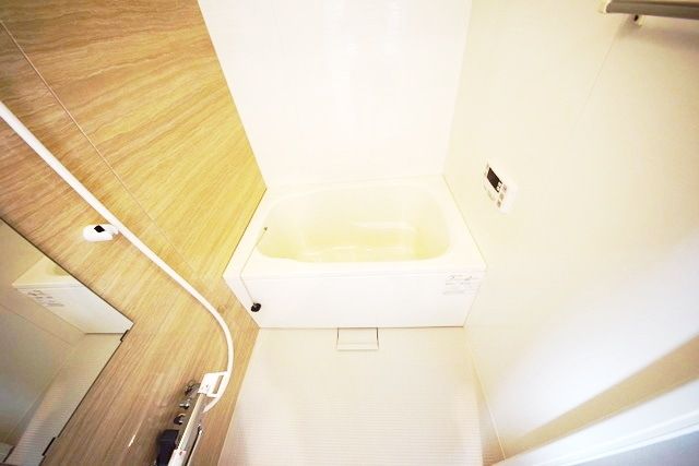 ドミールK鶴ヶ峰の風呂写真
