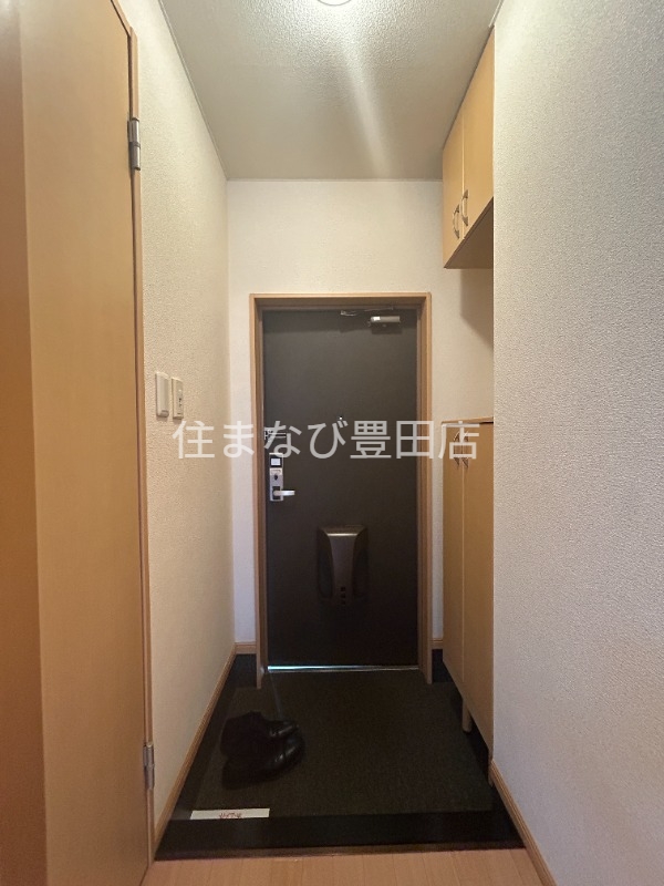 サンクチュアリー日之出の玄関写真