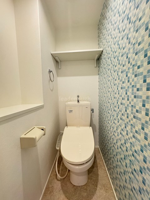 SQUARE WOOD OMIYAのトイレ写真