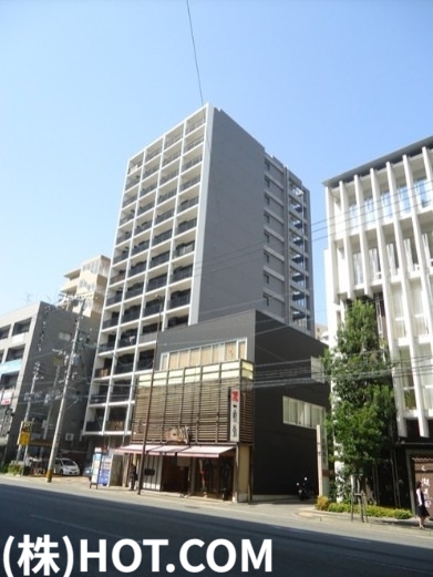 地下鉄七隈線 薬院大通駅 徒歩3分 14階建 築20年の外観写真