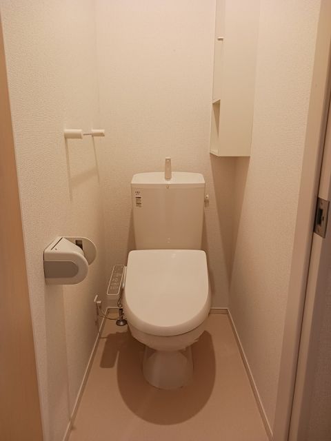 ヌーヴォー・ソレイユBのトイレ写真
