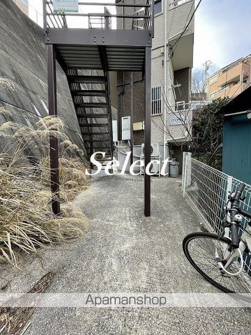 マルル追浜本町の外観写真