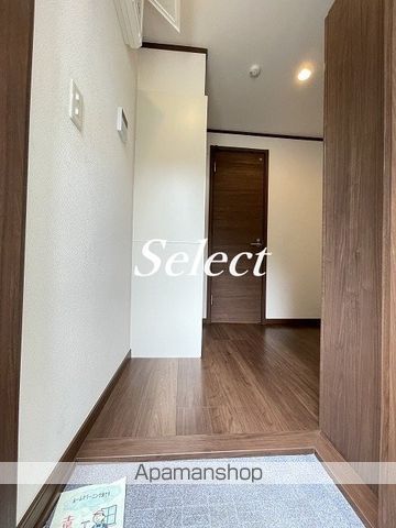 マルル追浜本町の玄関写真