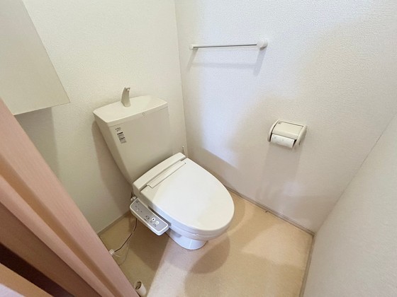 トイレ　※別部屋の写真です