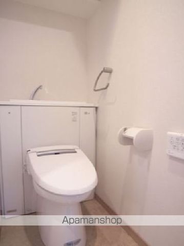 地下鉄七隈線 別府駅 徒歩15分 12階建 築18年のトイレ写真