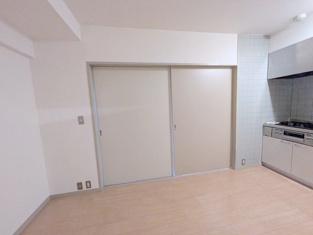 シャングリラ自由が丘の居間写真