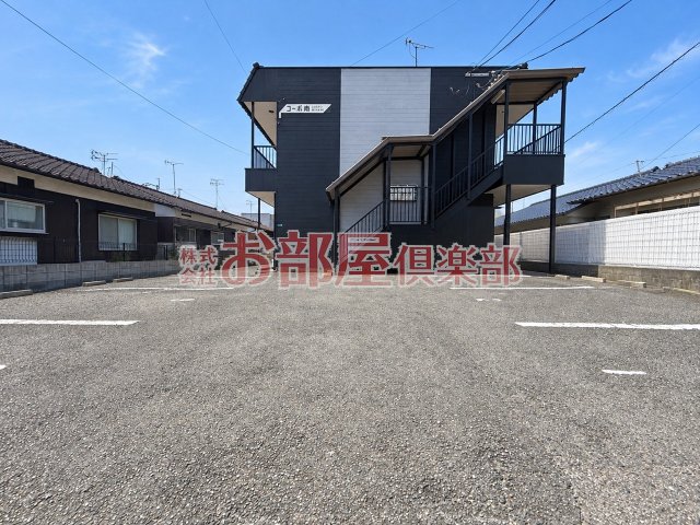 駐車場　駐車場に車を止められます