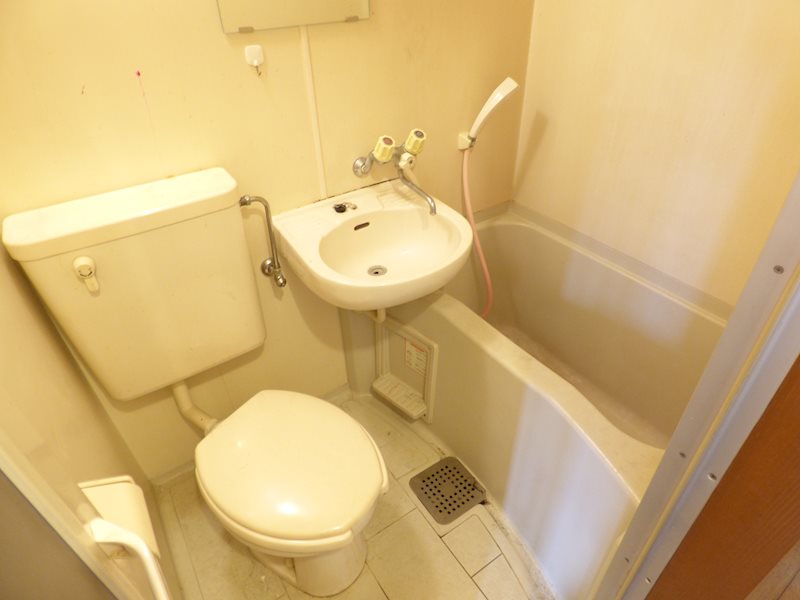 シャロン・ローズのトイレ写真