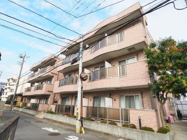 建物外観　外観タイル張りです