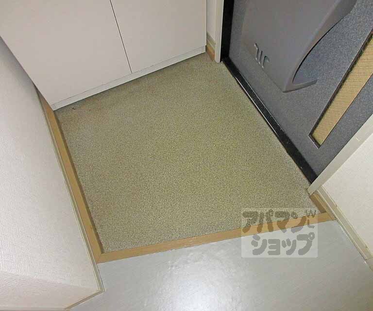 玄関　段差の少ない玄関です！