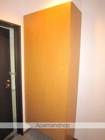 ウィルテラス新代田の玄関写真
